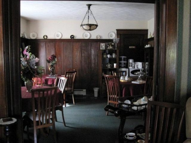 Colonial Charm Inn Charlottetown Exterior foto